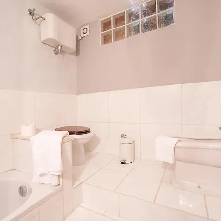 Lägenhetshotell I Pietrini 3*